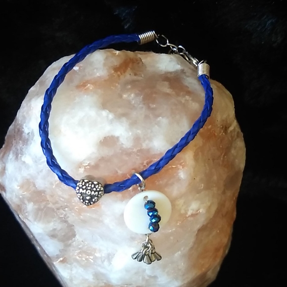 MOM Heart ❣️ Braided bracelet - Picture 3 of 8